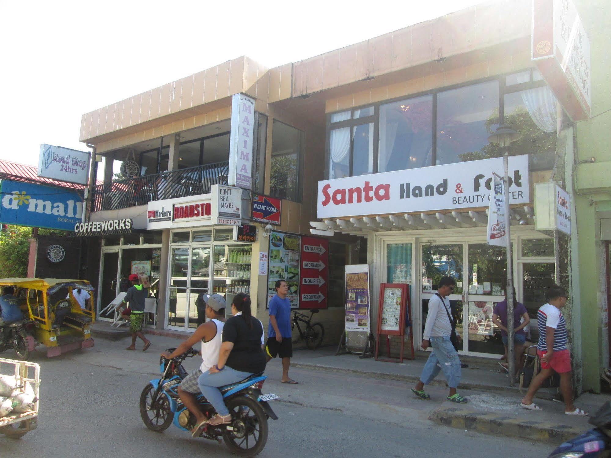 Maxima De Boracay Appartement Balabag  Buitenkant foto