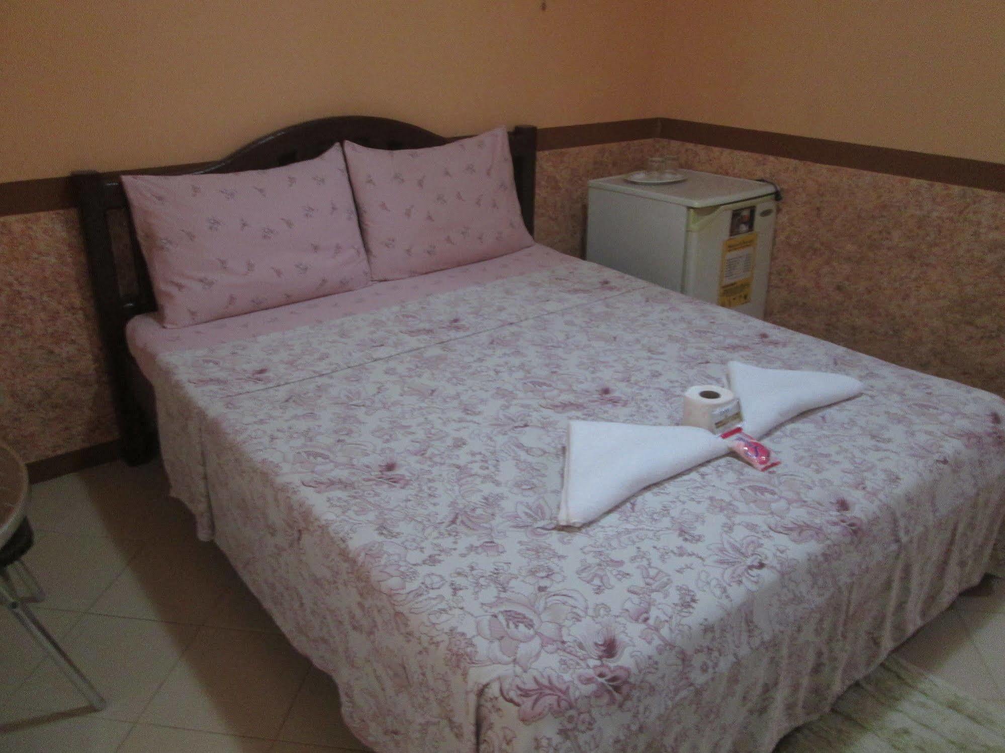 Maxima De Boracay Appartement Balabag  Buitenkant foto