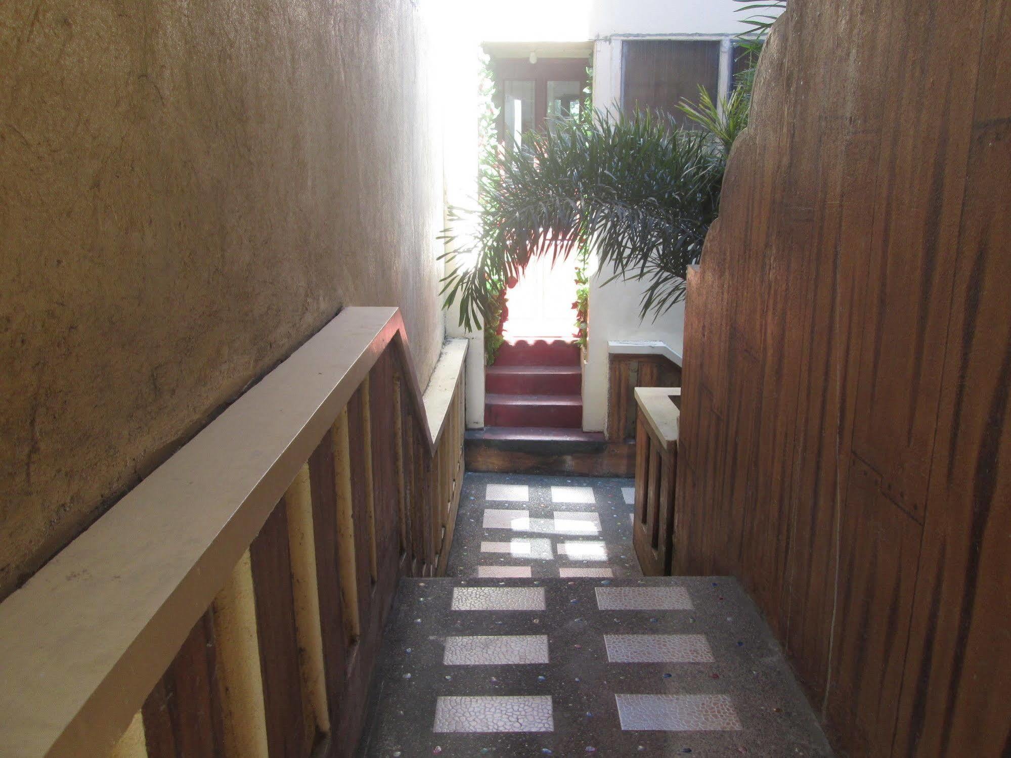 Maxima De Boracay Appartement Balabag  Buitenkant foto